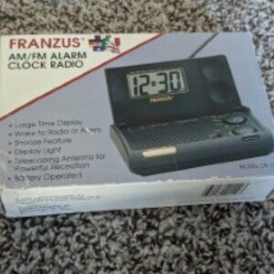 Vintage Franzus AM/FM alarm clock radio